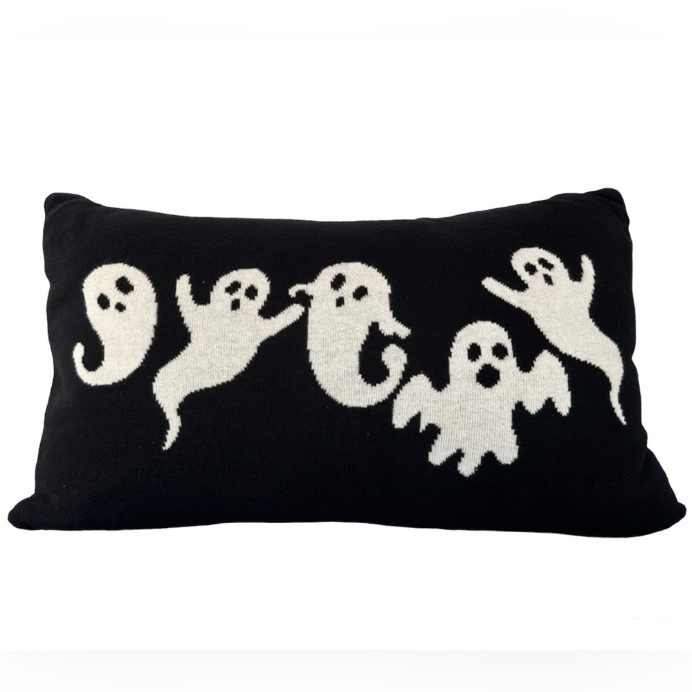 Sweet Street Ghost pillow 👻